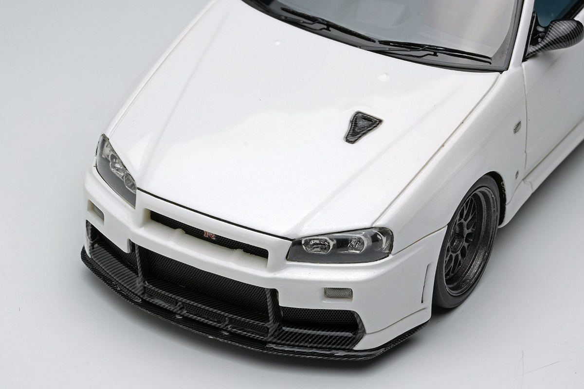 Make Up Co., Ltd / Eidolon 1:43 Nissan Skyline GT-R (BNR34) BUILT BY LEGENDS Mine's