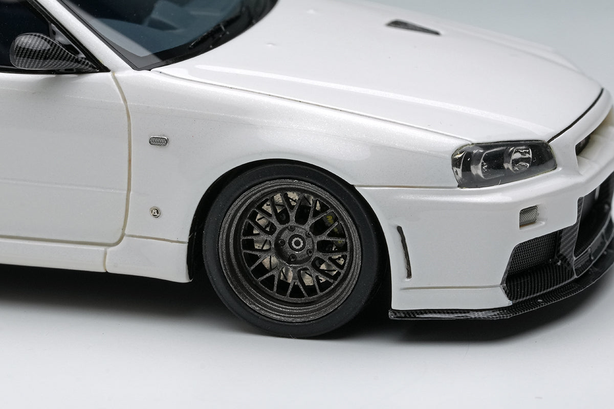 Make Up Co., Ltd / Eidolon 1:43 Nissan Skyline GT-R (BNR34) BUILT BY LEGENDS Mine's