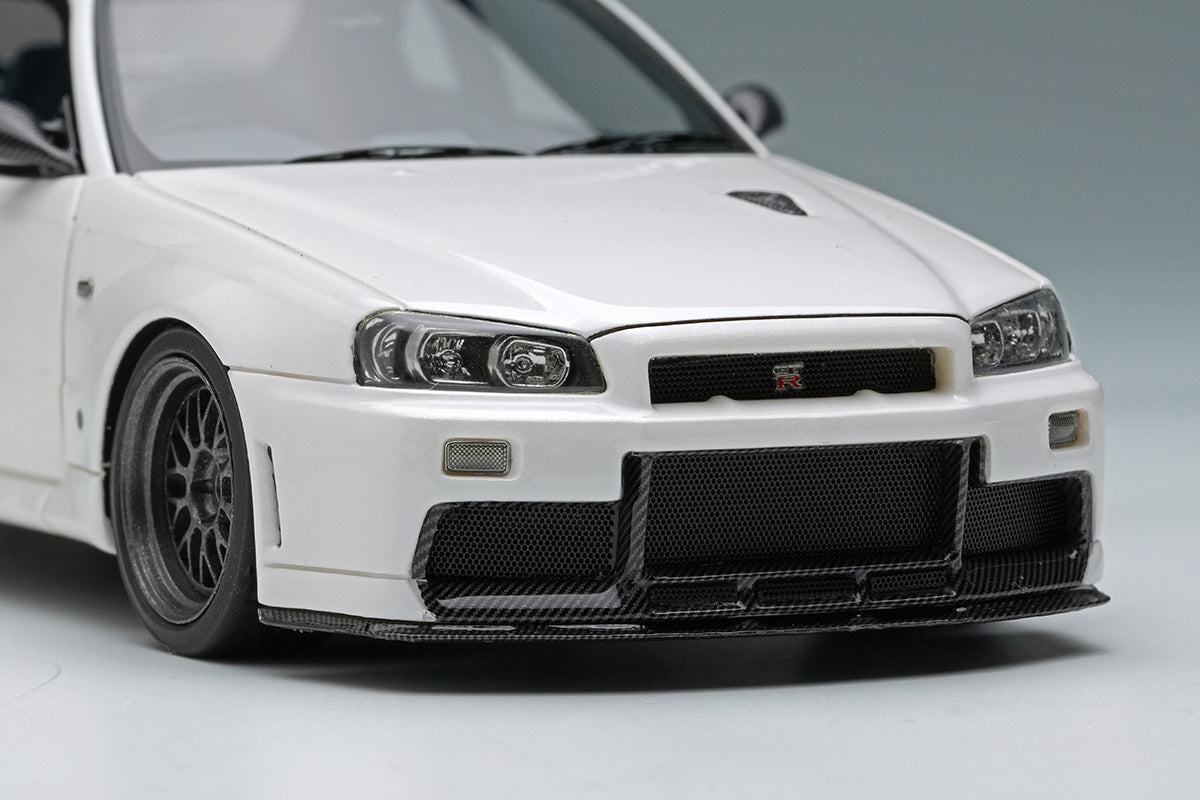 Make Up Co., Ltd / Eidolon 1:43 Nissan Skyline GT-R (BNR34) BUILT BY LEGENDS Mine's