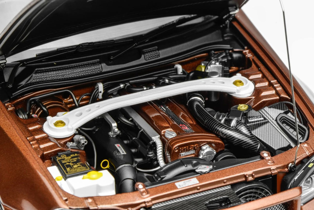 MotorHelix 1:18 Nissan Skyline GT-R (R34) Customized Version - Metallic Bronze