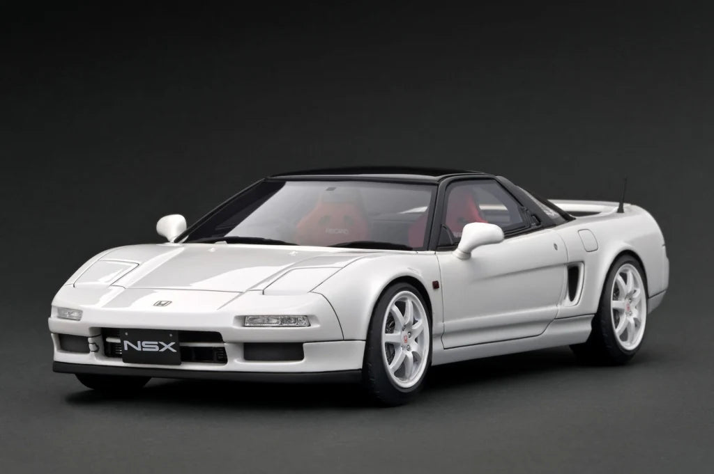 Ignition Model 1:18 Honda NSX(NA1) in Pearl White