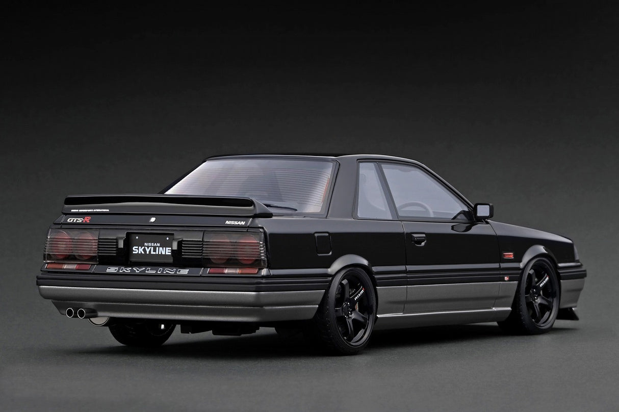 Ignition Model 1:18 Nissan Skyline GTS-R (R-31) Black/Silver