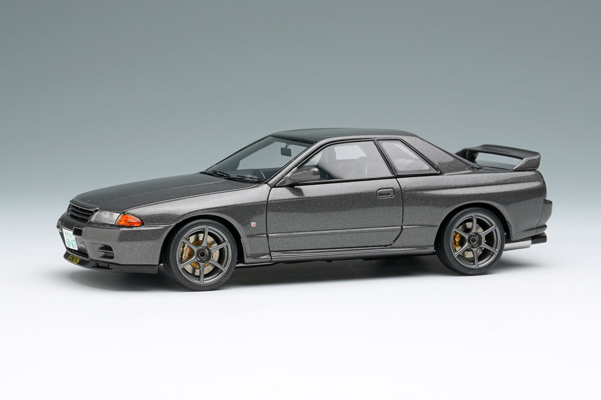 Make Up Co., Ltd / Eidolon 1:43 Nissan Skyline GT-R (BNR32) by Hiroshi Tamura