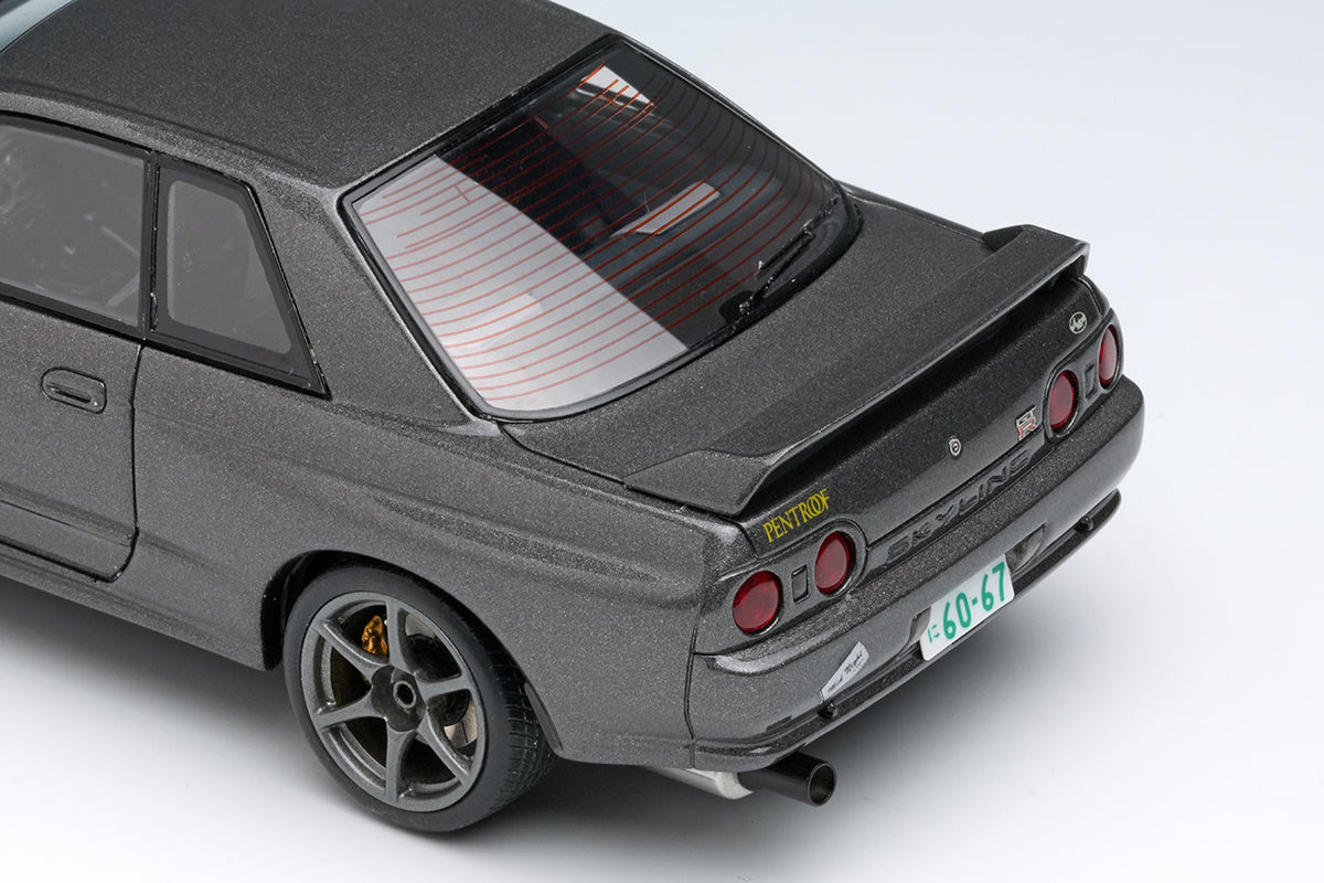 Make Up Co., Ltd / Eidolon 1:43 Nissan Skyline GT-R (BNR32) by Hiroshi Tamura