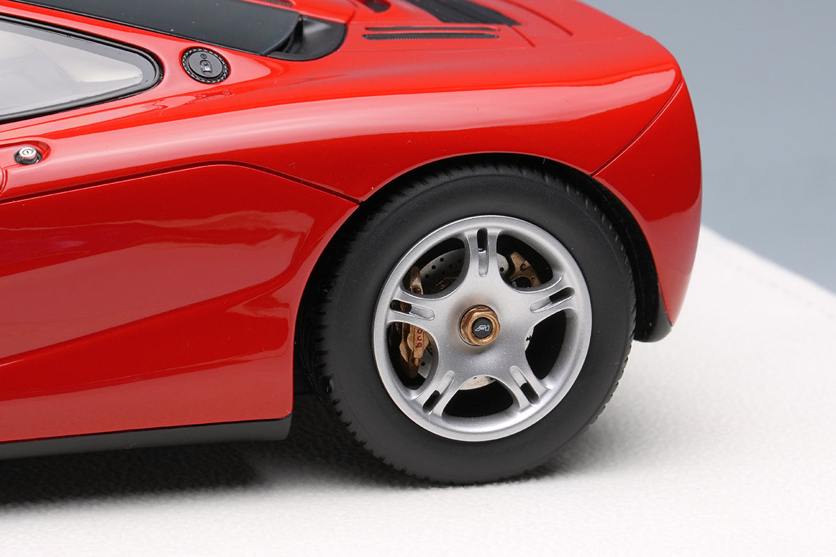 Make Up Co., Ltd / Eidolon 1:18 McLaren F1 Road Car 1994 in Grand Prix Red