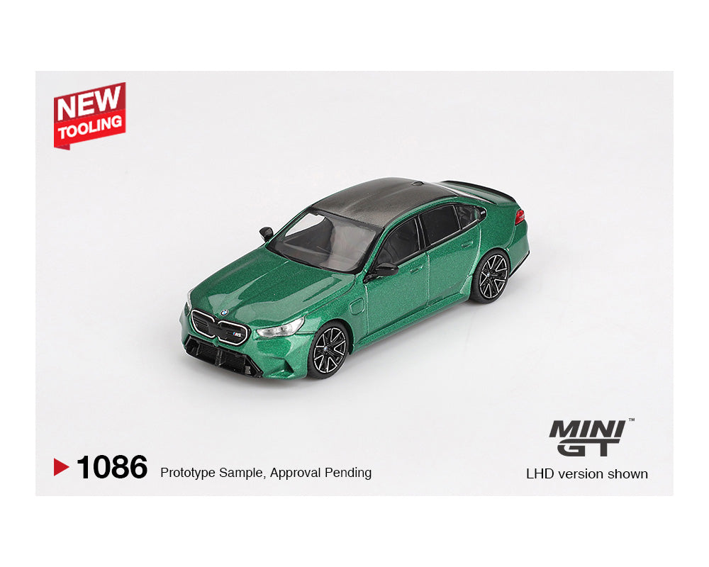 MINIGT 1:64 BMW M5 (G90) Isle of Man in Green Metallic