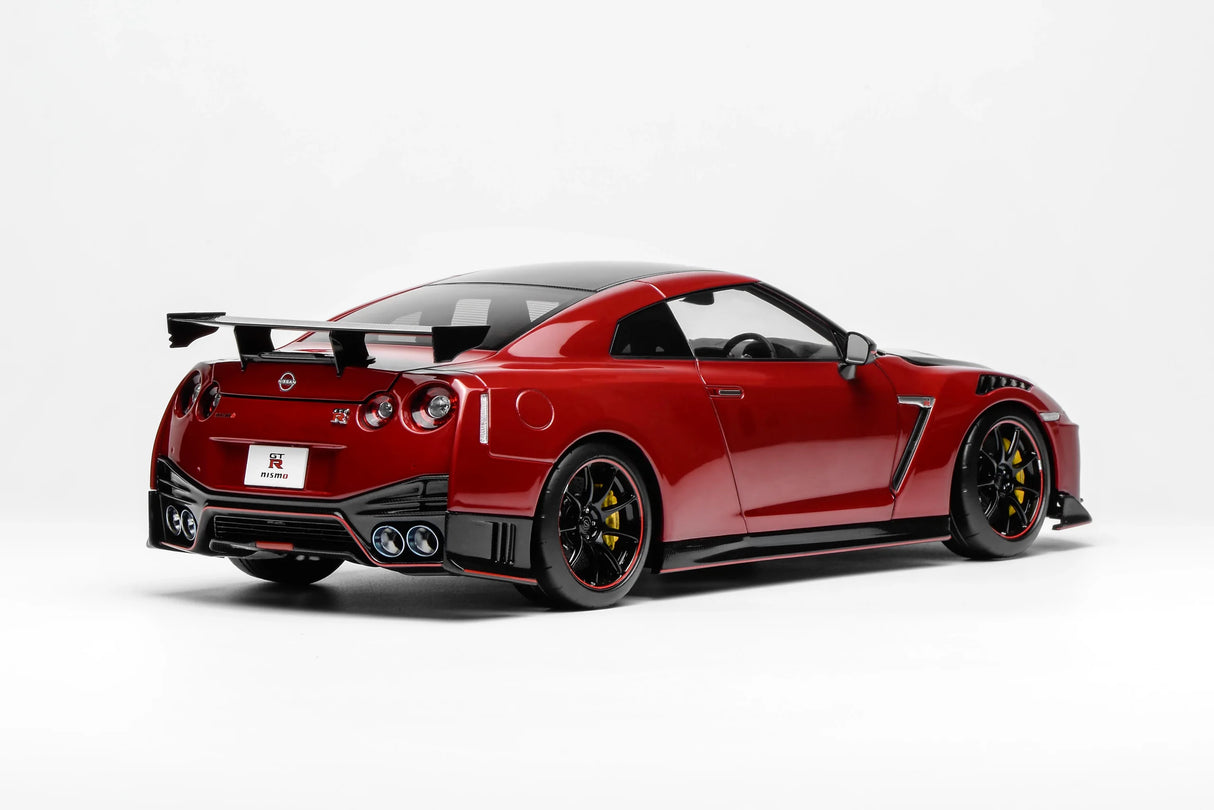 MotorHelix 1:18 Nissan GT-R NISMO (R35) Special Edition 2022 Vibrant Red