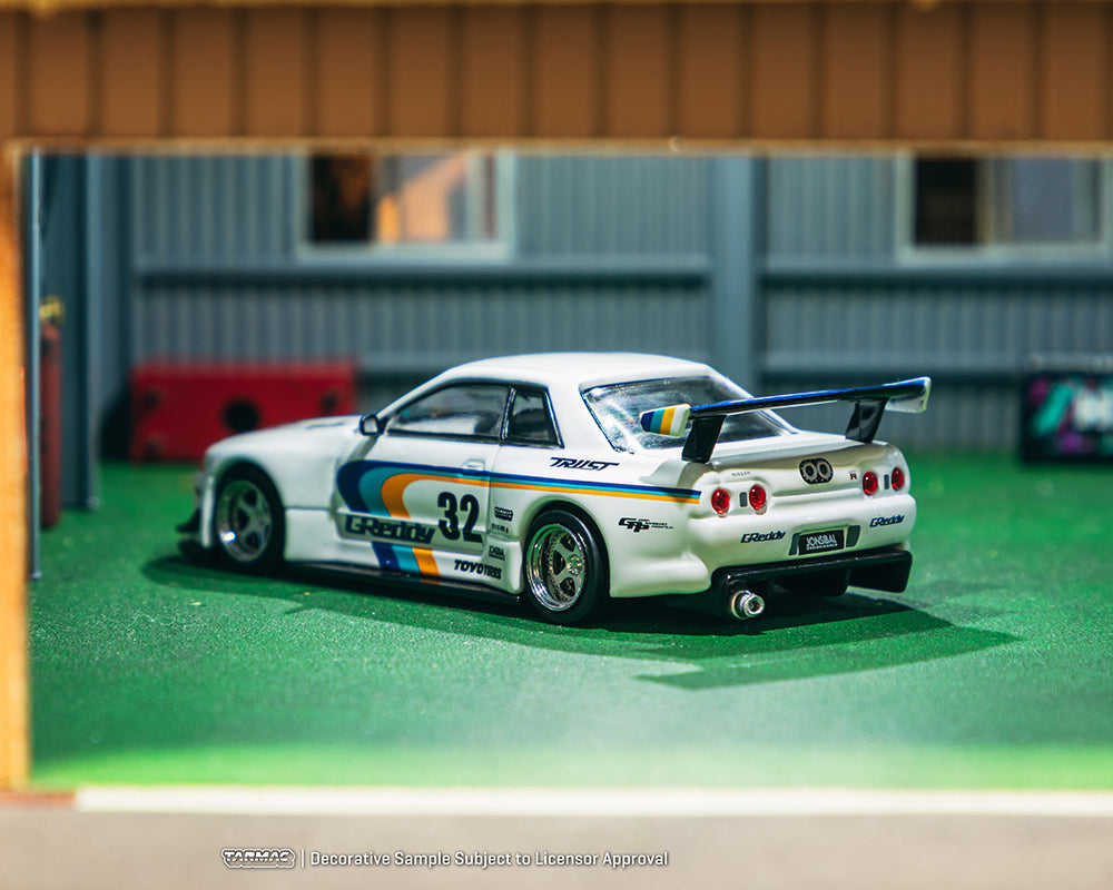 Tarmac Works 1:64 Nissan Skyline GT-R (R32) Widebody Jonsibal Designworks & Greddy Special Limited Edition in White