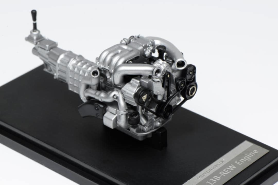 MotorHelix 1:18 Mazda RX-7 13B-REW Engine Display