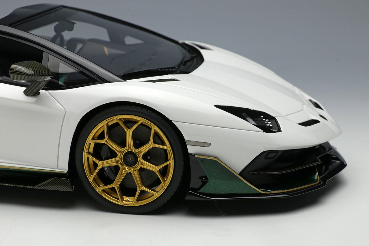 Make Up Co., Ltd / EIDOLON 1:18 Lamborghini Aventador SVJ Roadster 2020 Ad Personam 2 Tone Paint
