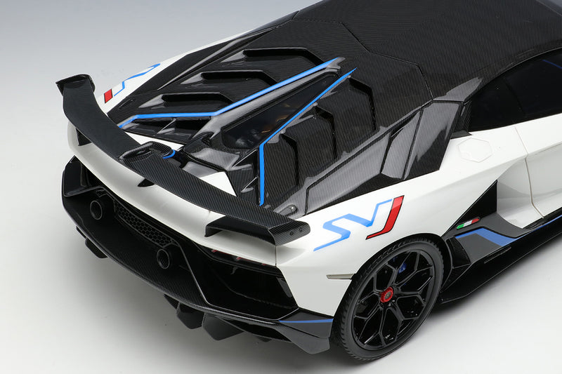 Make Up Co., Ltd / EIDOLON 1:18 Lamborghini Aventador SVJ 63 2018 Carbon Package