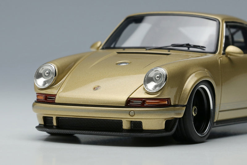 Make Up Co., Ltd / Eidolon 1:43 Porsche Singer 911 DLS 2022 Light Gold