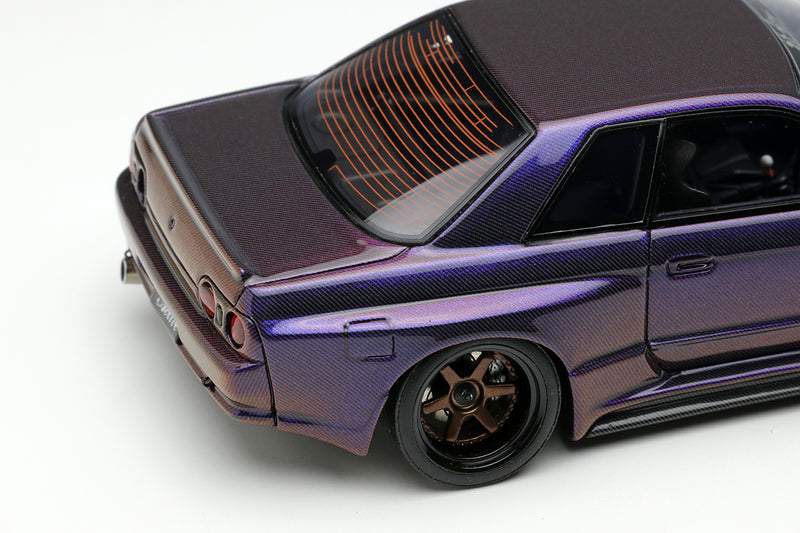 Make Up Co., Ltd / Eidolon 1:43 Nissan Skyline (BNR32) GT-R Garage Active Full Dry Carbon-R SEMA 2022 Edition