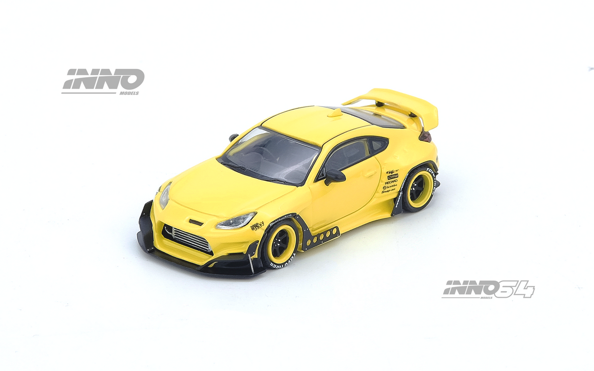 *PREORDER* INNO64 1:64 Toyota GR86 "PANDEM" in Yellow