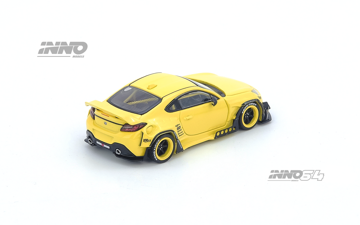 *PREORDER* INNO64 1:64 Toyota GR86 "PANDEM" in Yellow