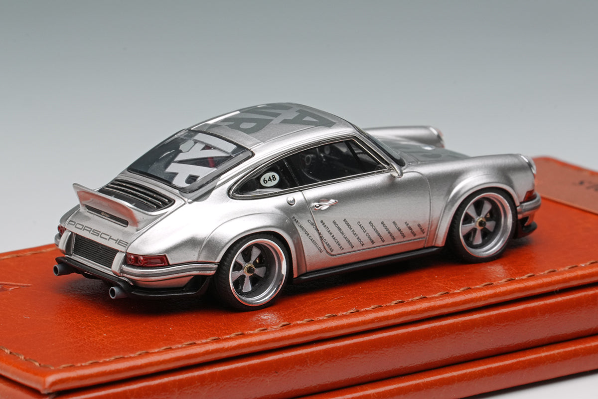 Make Up Co., Ltd / Titan 64 1:64 Porsche 911 (964) Singer DLS