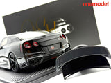 One Model 1:18 Nissan GT-R R35 Custom Edition in Glossy Black