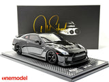 One Model 1:18 Nissan GT-R R35 Custom Edition in Glossy Black