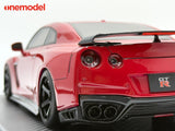 One Model 1:18 Nissan GT-R R35 Custom Edition in Passion Red