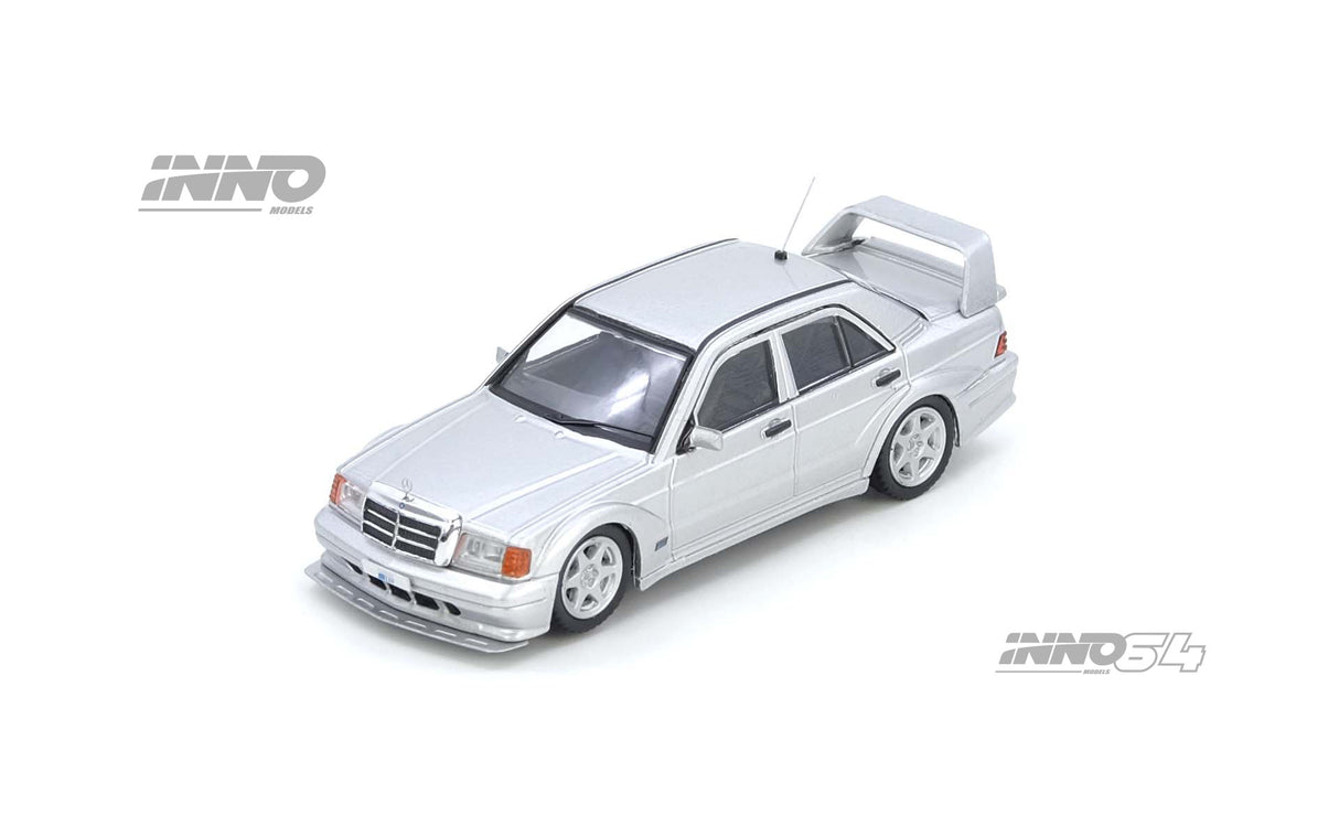 INNO64 1:64 Mercedes-Benz 190E in Silver