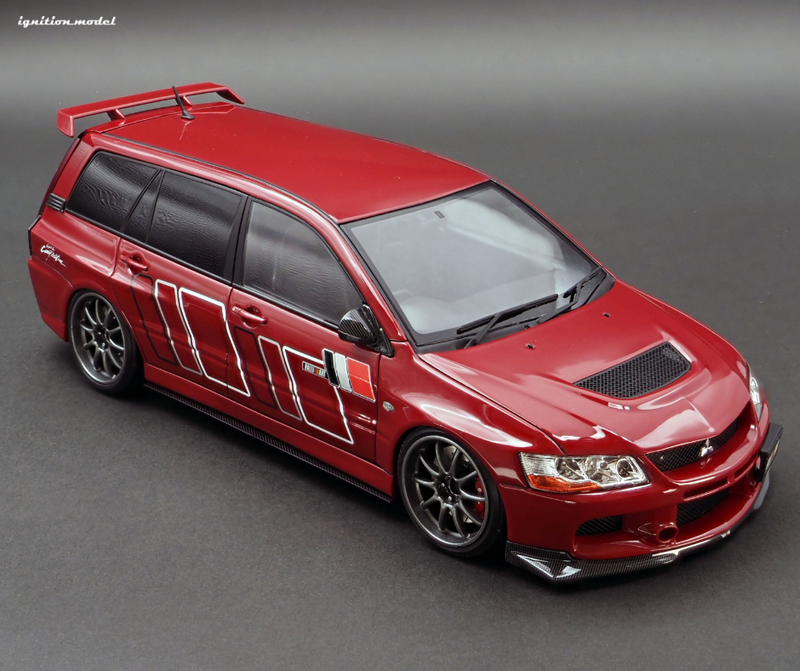 Ignition Model 1:18 Mitsubishi Lancer Evolution Wagon (CT9W) in Red