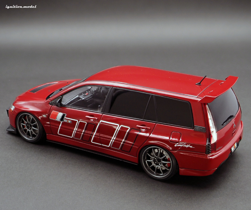 Ignition Model 1:18 Mitsubishi Lancer Evolution Wagon (CT9W) in Red