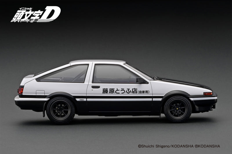 Ignition Model 1:18 Toyota Sprinter Trueno 3Dr GT Apex (AE86) INITIAL D in White & Black with Takumi Fujiwara Figure