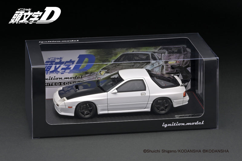 Ignition Model 1:18 Mazda Savanna RX-7 Infini (FC3S) INITIAL D in White with Ryosuke Takahashi Figure