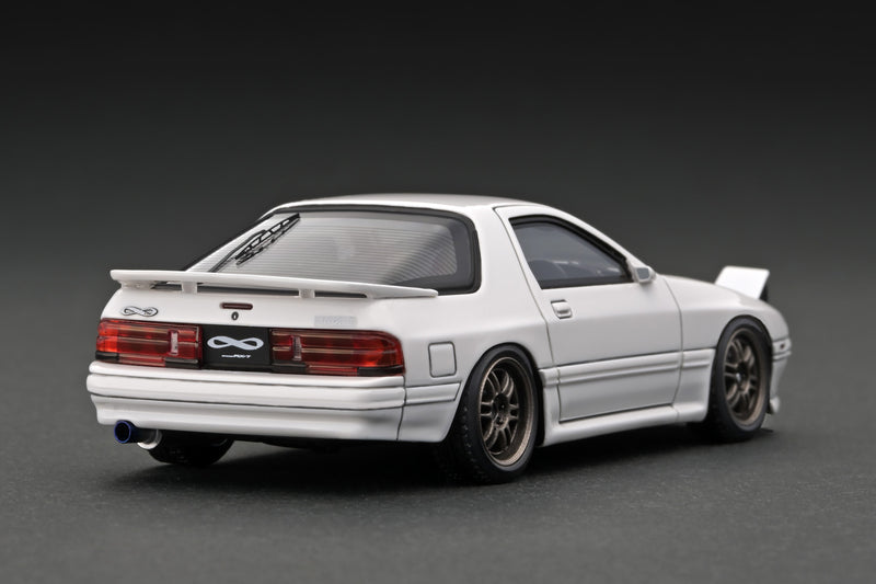 Ignition Model 1:43 Mazda Savanna RX-7 Infini (FC3S) White with 13B Engine Display