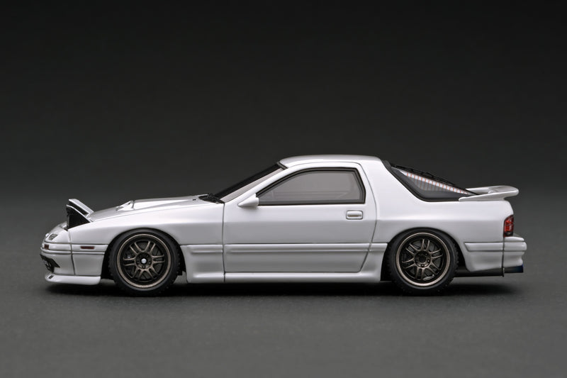 Ignition Model 1:43 Mazda Savanna RX-7 Infini (FC3S) White with 13B Engine Display