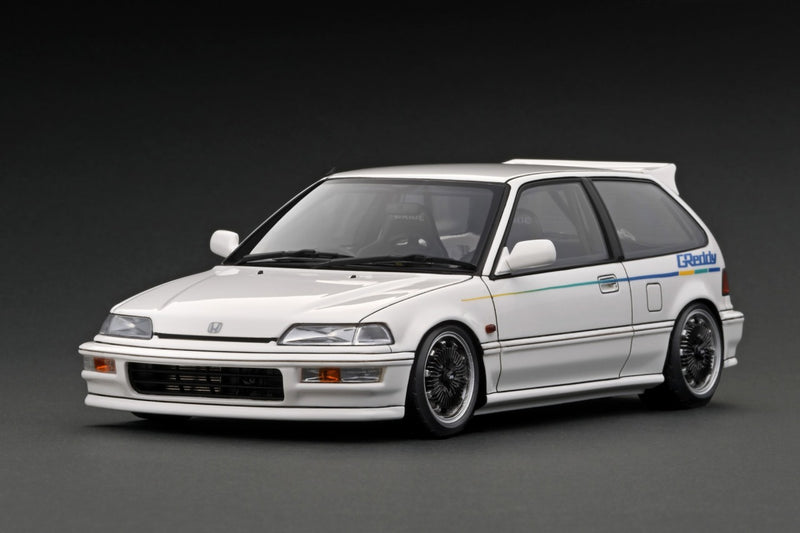 Ignition Model 1:18 Honda Civic (EF9) SiR in White