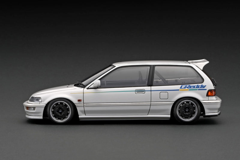 Ignition Model 1:18 Honda Civic (EF9) SiR in White