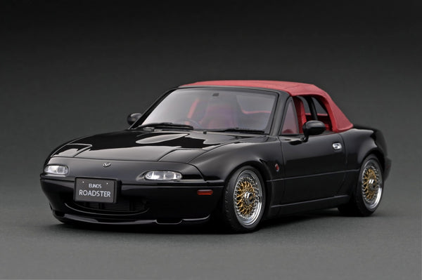 Ignition Model 1:18 Mazda EUNOS Roadster (NA) in Black