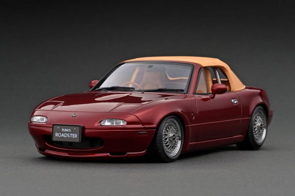 Ignition Model 1:18 Mazda EUNOS Roadster (NA) in Burgundy