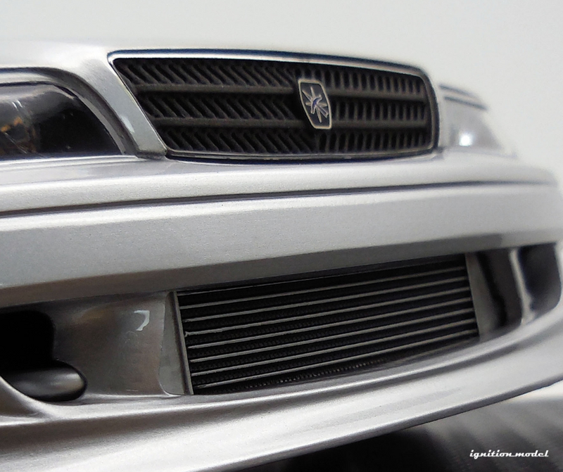 Ignition Model 1:18 Toyota Chaser (JZX100) VERTEX in Silver