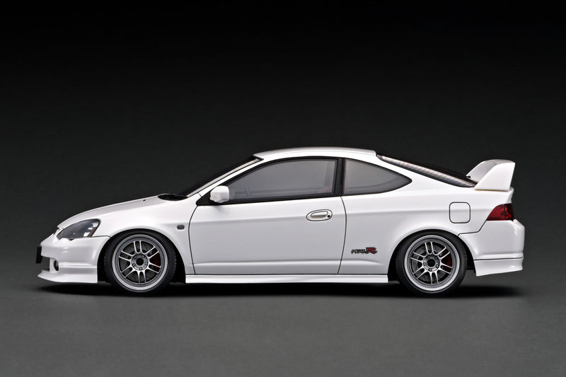 Ignition Model 1:18 Honda Integra (DC5) Type-R in White