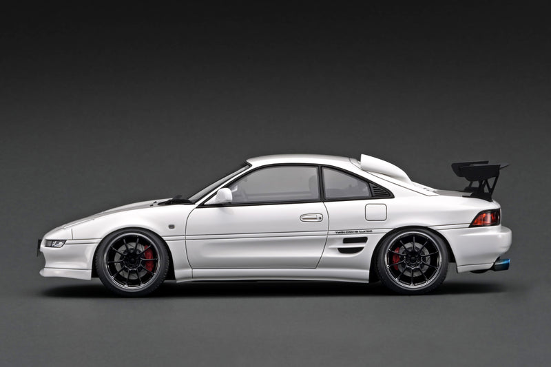 Ignition Model 1:18 Toyota MR2 (SW20) in White