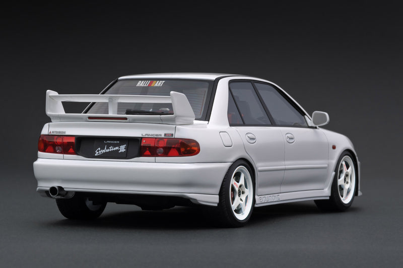 *PREORDER* Ignition Model 1:18 Mitsubishi Lancer Evolution III GSR (CE9A) in White