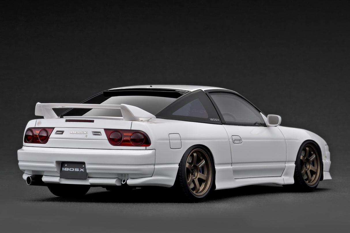 Ignition Model 1:18 Nissan 180SX TYPE X (RPS13) in White