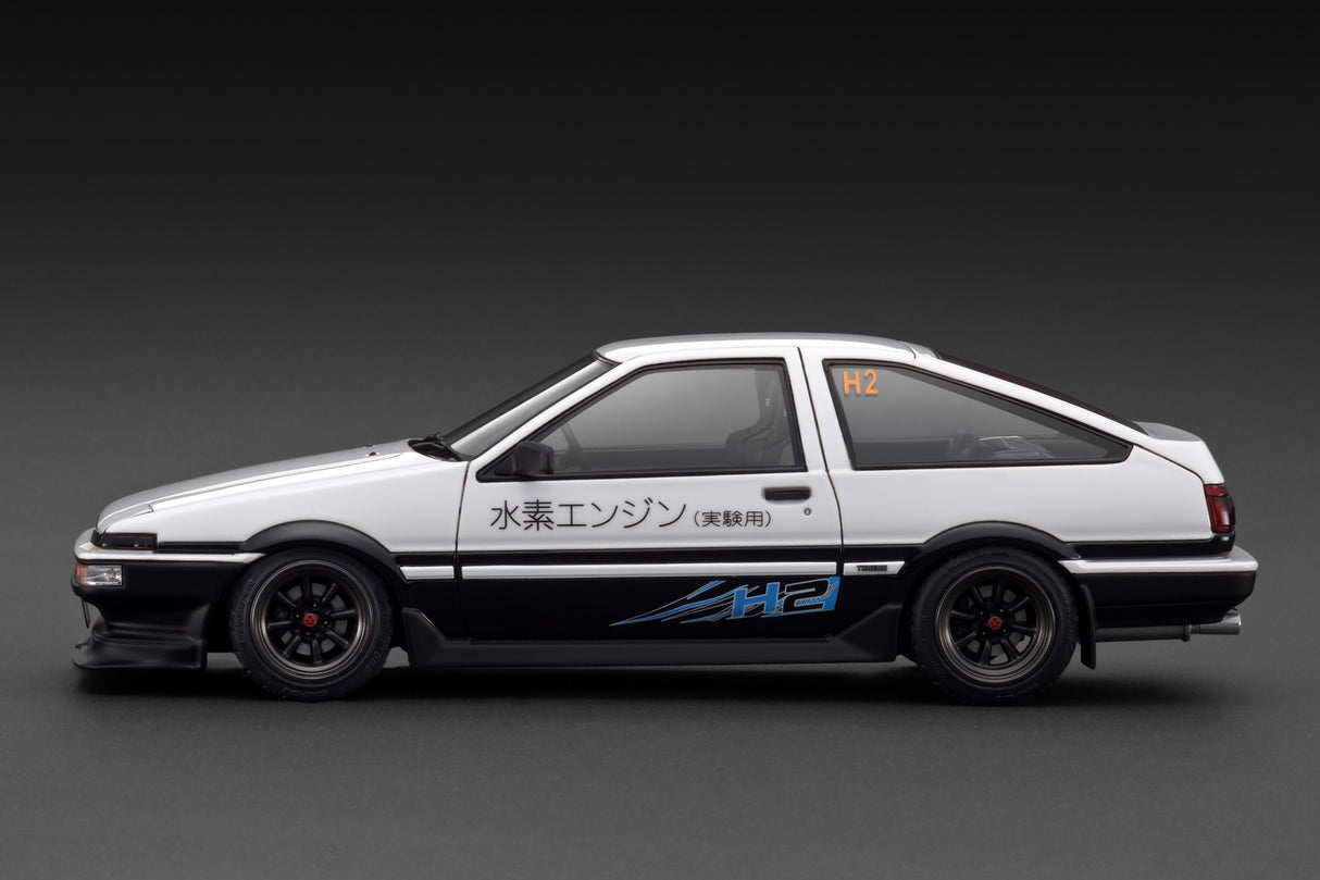 Ignition Model 1:18 Toyota Sprinter Trueno 3Dr (AE86) H2 in White/Black