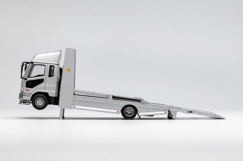 GCD 1:64 Mitsubishi Fuso Fighter Double Decker Transport Truck in Silver