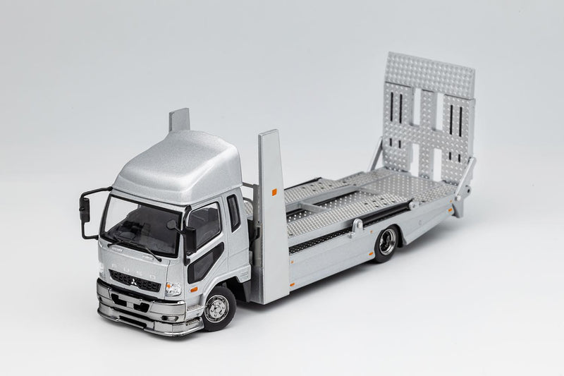 GCD 1:64 Mitsubishi Fuso Fighter Double Decker Transport Truck in Silver