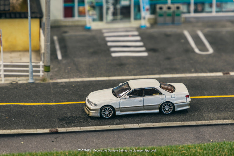 Tarmac Works 1/64 Toyota JZX100 Mark II VERTEX Lamely Special in White Metallic