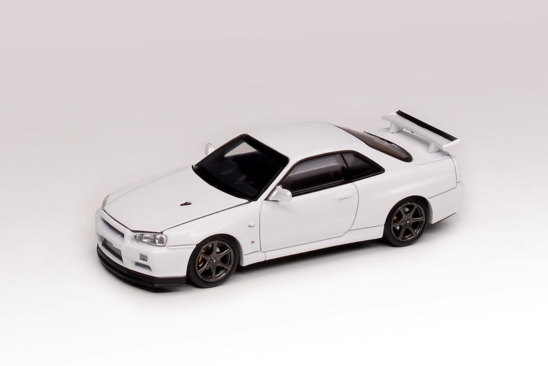 MotorHelix 1/64 Nissan Skyline GT-R (BNR34) in Pearl White