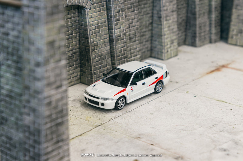 *PREORDER* Tarmac Works 1/64 Mitsubishi Lancer GSR Evolution III in White