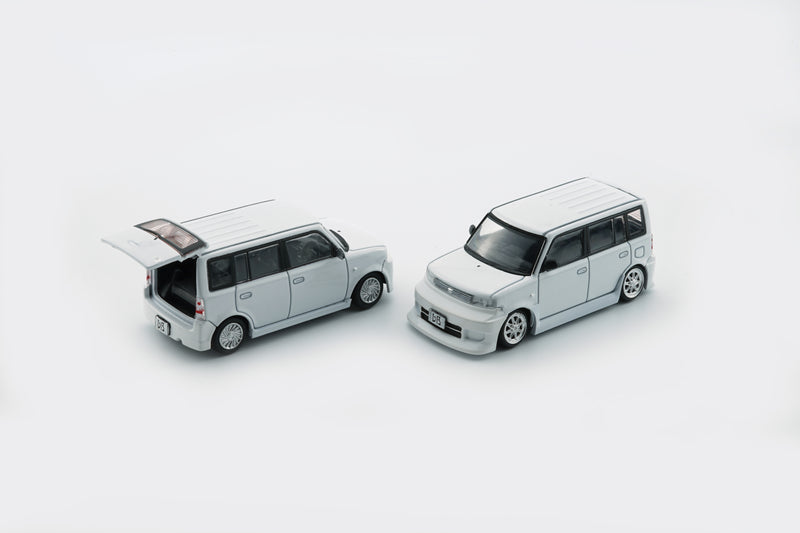 BM Creations 1:64 Toyota 2000 bB (xB US) LHD Version in White