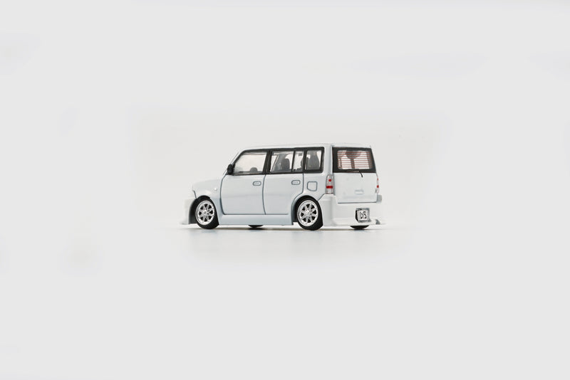 BM Creations 1:64 Toyota 2000 bB (xB US) LHD Version in White