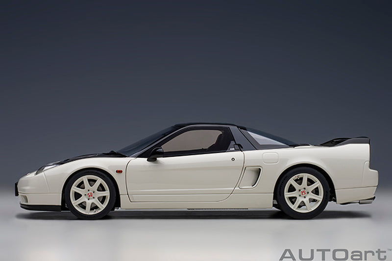 AUTOart 1:18 Honda NSX-R (NA2) with Carbon Fiber Hood in Championship White