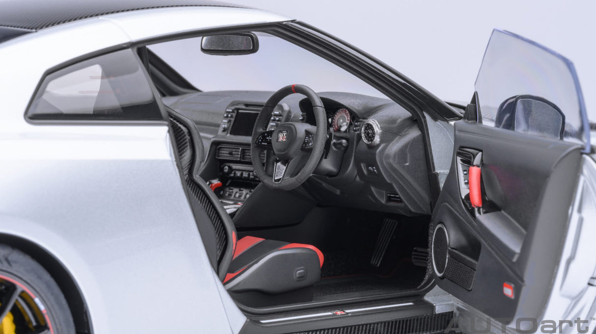 AUTOart 1:18 Nissan GT-R (R35) NISMO 2022 Special Edition in Ultimate Metal Silver
