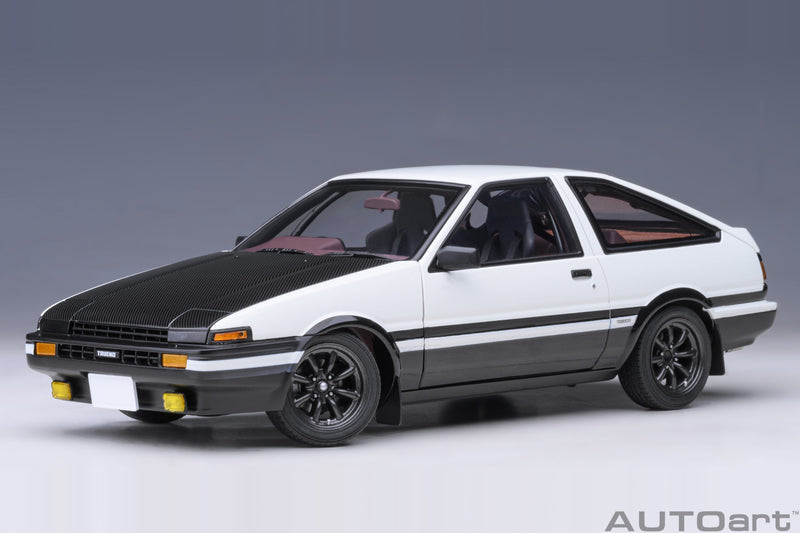 AUTOart 1:18 Toyota Sprinter Trueno (AE86) “Project D” Final Version